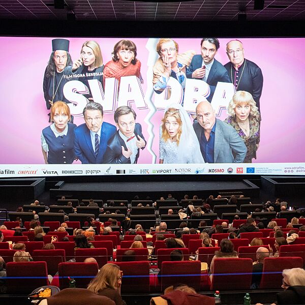 Cine_PA_Erfolgsmeldung Svadba_Presse 2