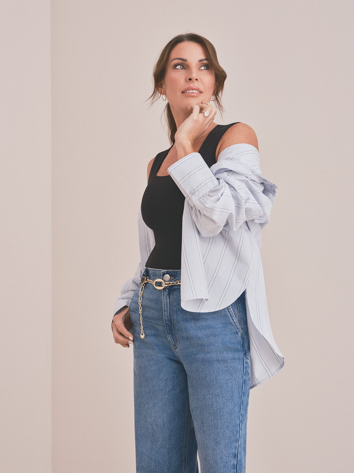 PRIMARK SQUARE NECK BODY BLACK £7 €9 235CZK 39LPN 44RON, CR TIE POPLIN SHIRT LIGHT BLUE £16 €18 470CZK 80LPN 90RON