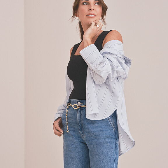 PRIMARK SQUARE NECK BODY BLACK £7 €9 235CZK 39LPN 44RON, CR TIE POPLIN SHIRT LIGHT BLUE £16 €18 470CZK 80LPN 90RON