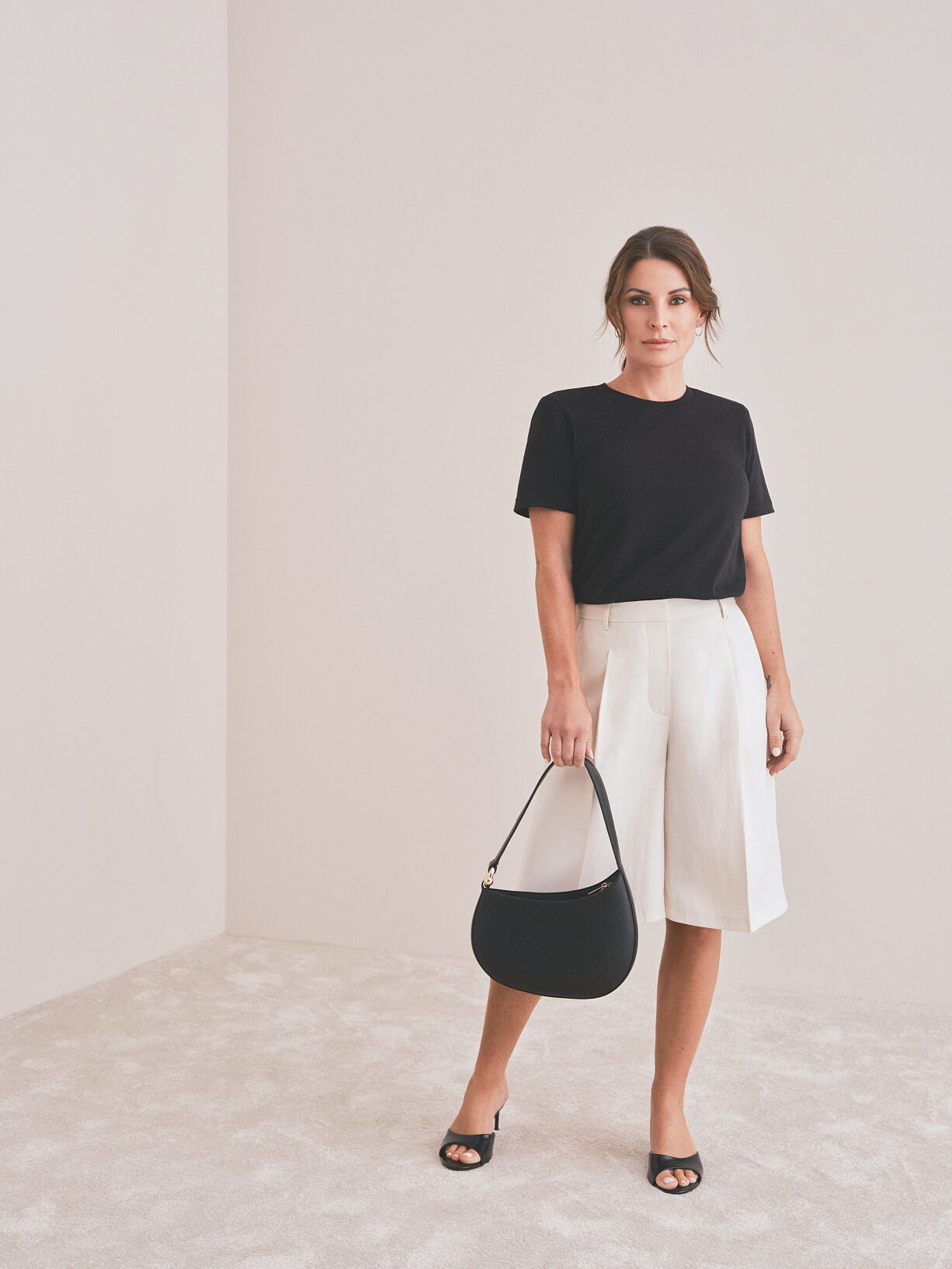 PRIMARK RUCHED SS KNIT JUMPER BLACK £10 €12 310CZK 50LPN 60RON, CR BERMUDA £16 €18 470CZK 80LPN 90RON, CR ASYMMETRIC SHOULDER 