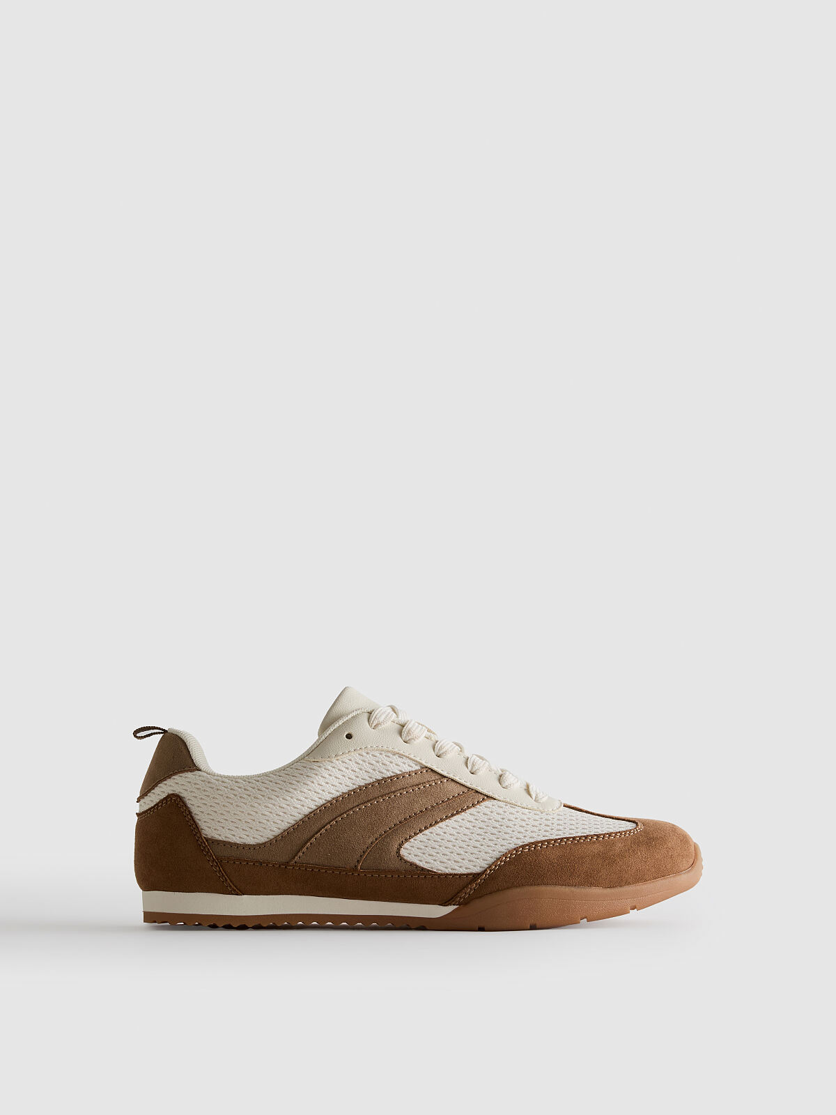 PRIMARK COLEEN ROONEY MESH TRAINER TAN £16 €18 �24 RON90 PLN80 CZK470 (2)