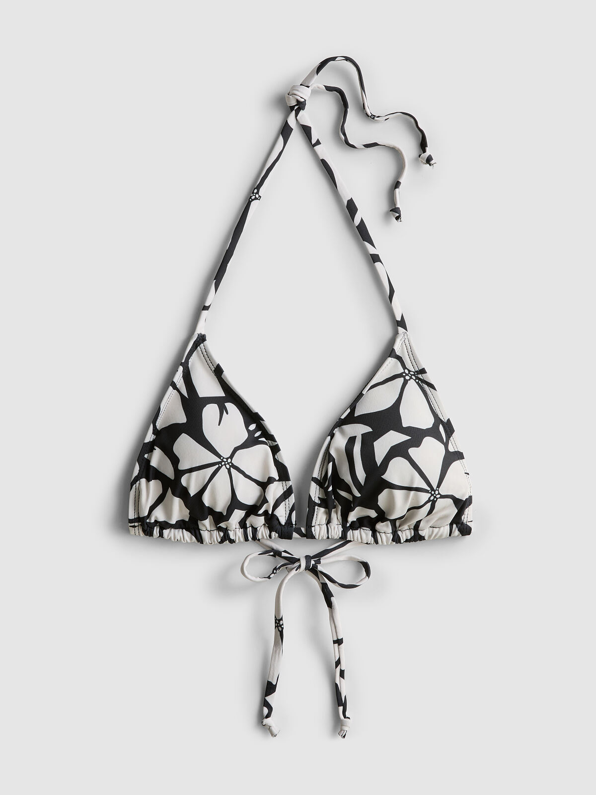 PRIMARK_SS26_PRIMARK_SS26_deutschland-PRIMARK_SS26_printed_mm_triangle_top_bw_2.50-eur3-usd3.50-ron15-pln13-czk80-ref2277228