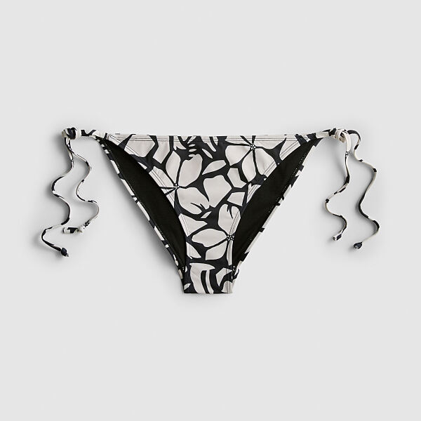 PRIMARK_SS26_PRIMARK_SS26_deutschland-PRIMARK_SS26_printed_mm_tie_side_pant_bw_2.50-eur3-usd3.50-ron15-pln13-czk80-ref2277231