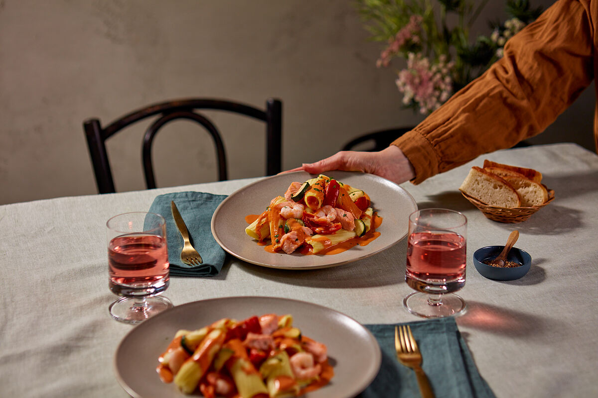 Zart und saftig: Wildlachs & Garnelen mit Rigatoni Giganti