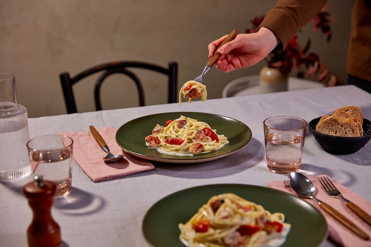 Cremig mit Würze: Caesar Chicken mit Linguine