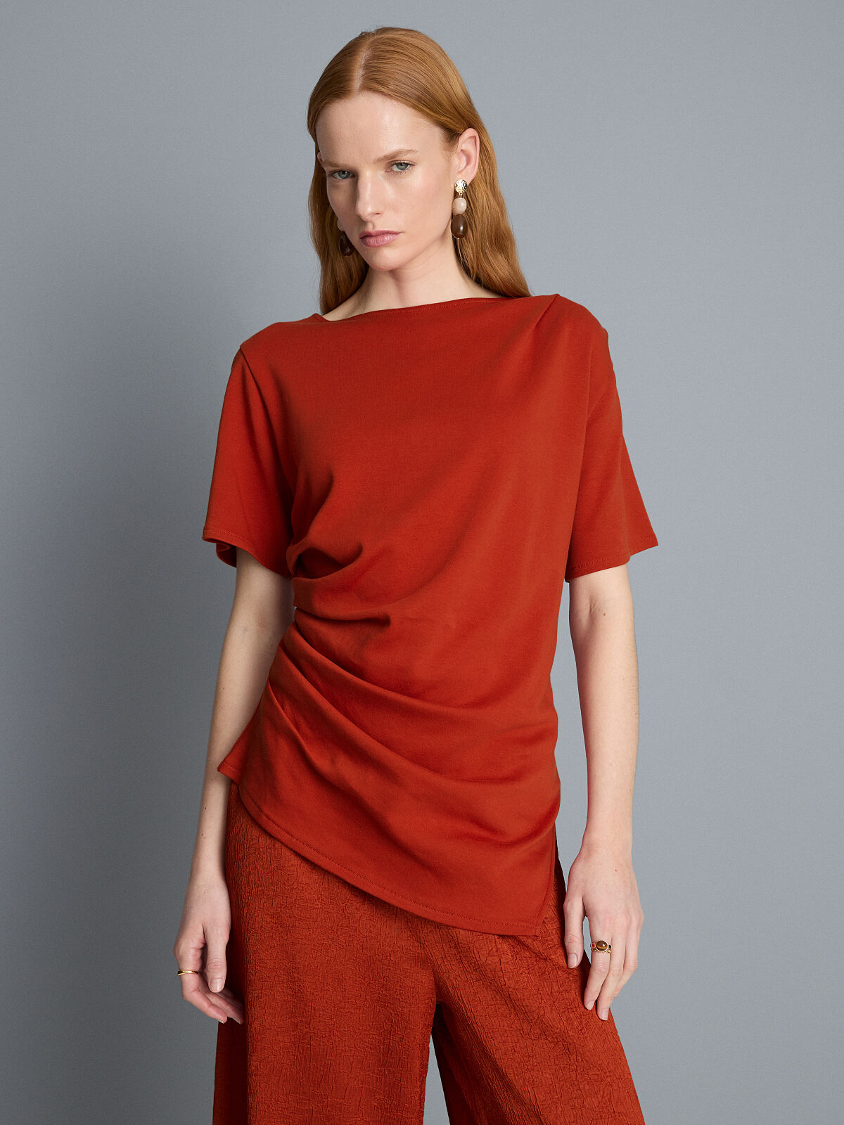 PRIMARK_SS26_primark_deutschland-primark_asym_tee-10-eur12-usd16-ron60-pln50-czk310-3-ref2316732