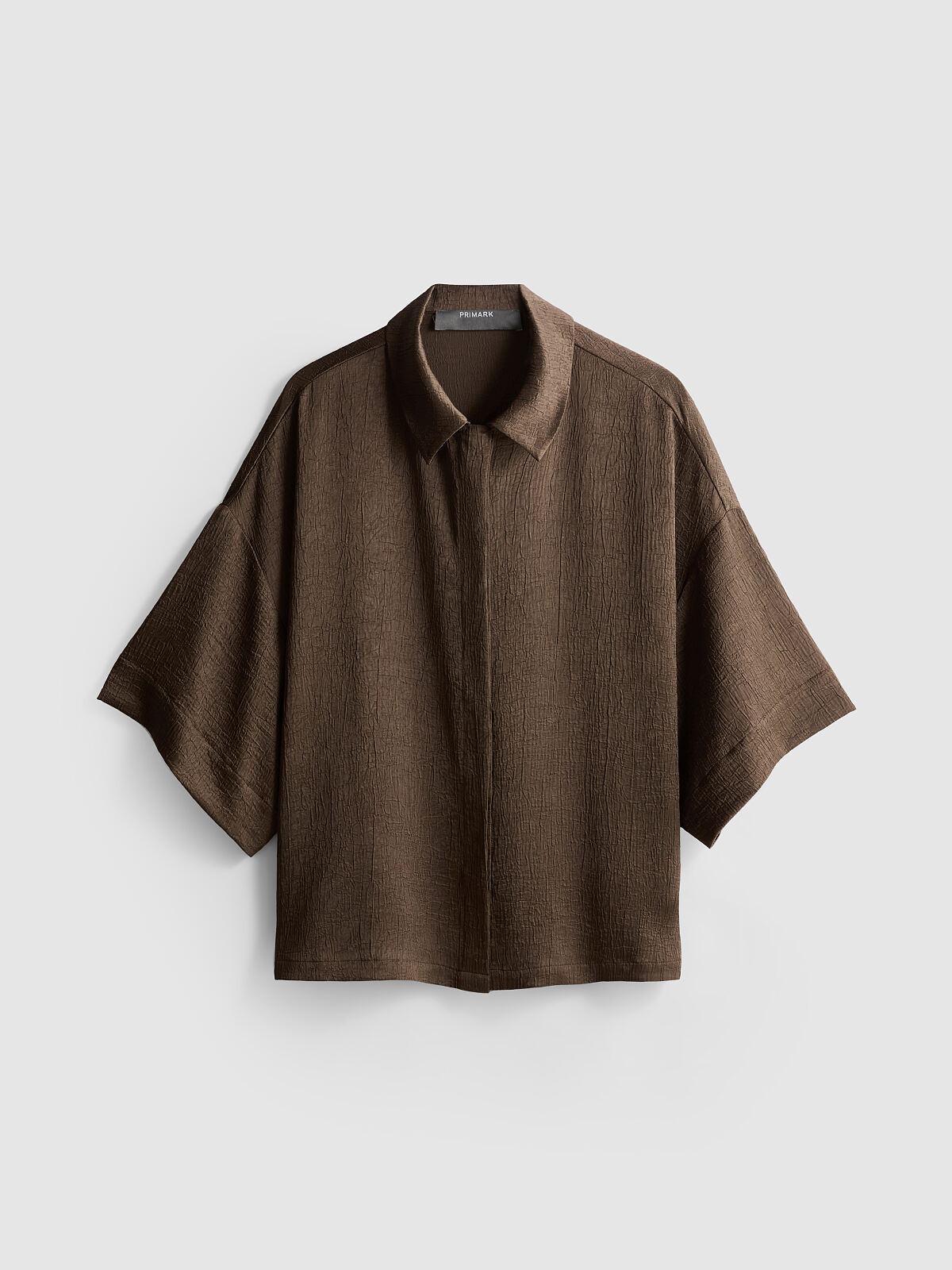 PRIMARK_SS26_primark_deutschland-primark_satin_shirt-14-eur16-usd20-ron80-pln70-czk415-2-ref2317365