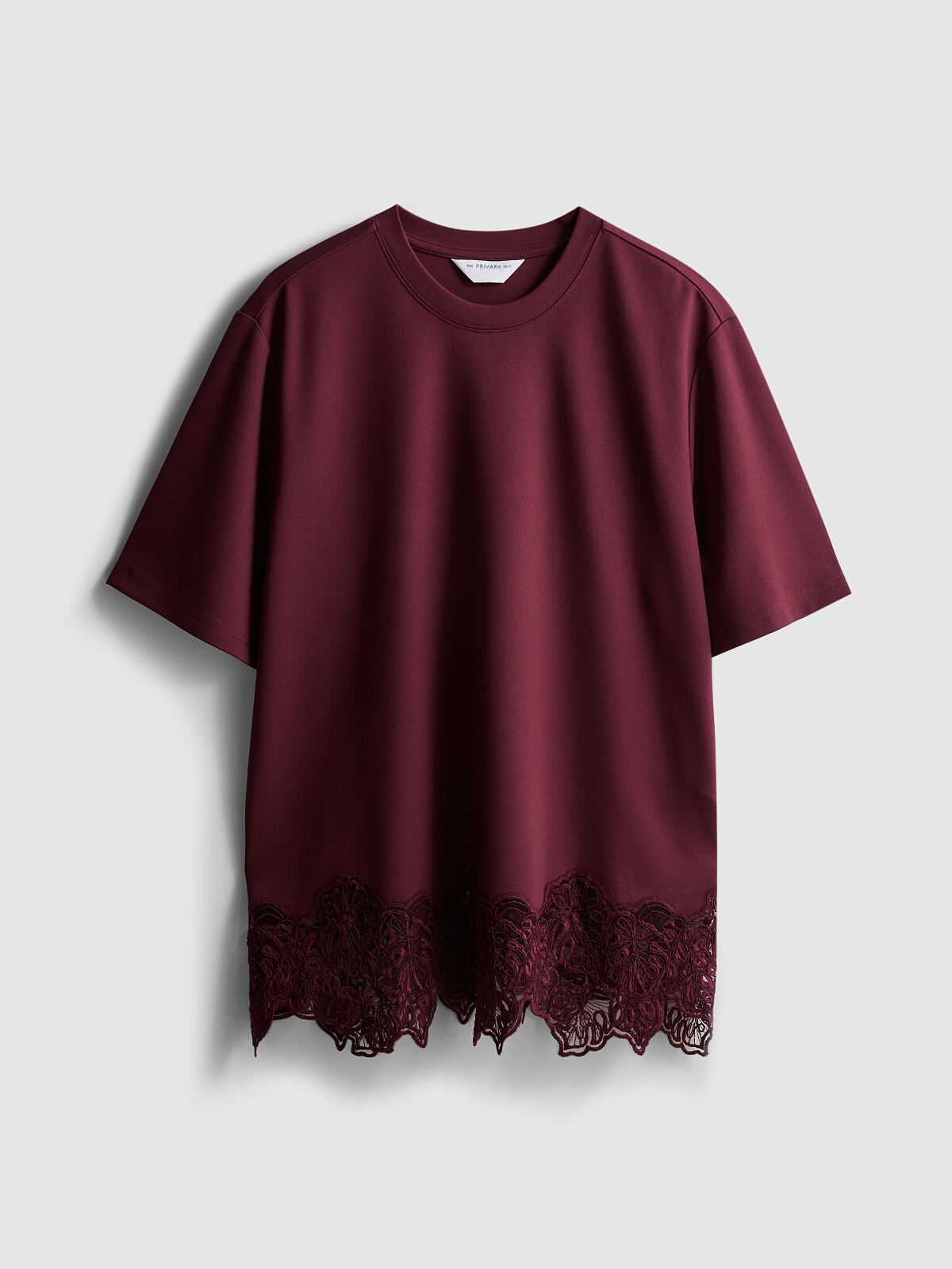 PRIMARK_SS26_primark_deutschland-primark_edit_lace_jersey_tee-16-eur18-usd24-ron90-pln80-czk470-4-ref2302077