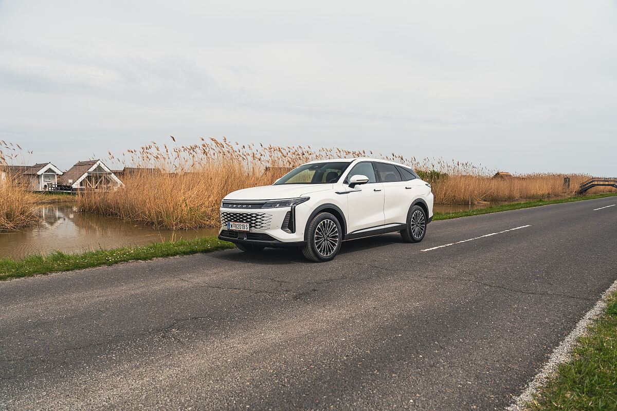 OMODA 9 PHEV