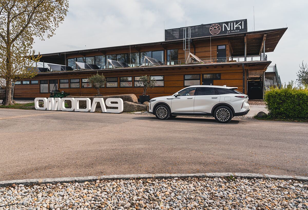 OMODA 9 PHEV
