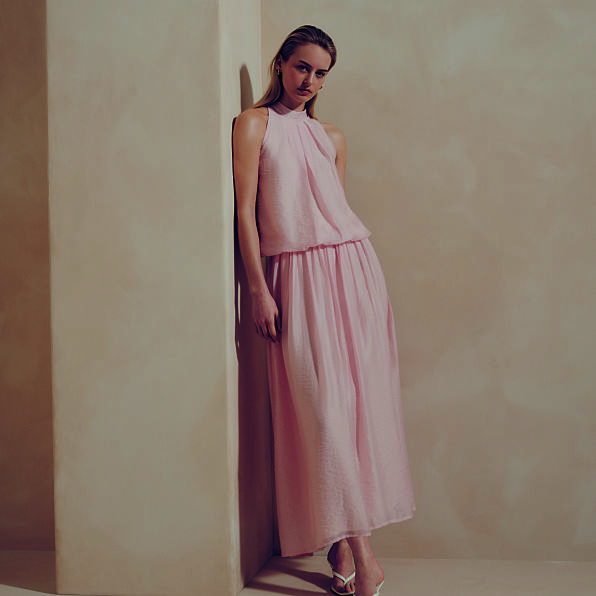 PRIMARK EDIT SHEET AIRFLOW SKIRT, £22, €24, 32, RON120, PLN105, CZK625, PRIMARK EDIT AIRFLOW TOP, £18, €20, 28, RON100, PLN90, CZK520