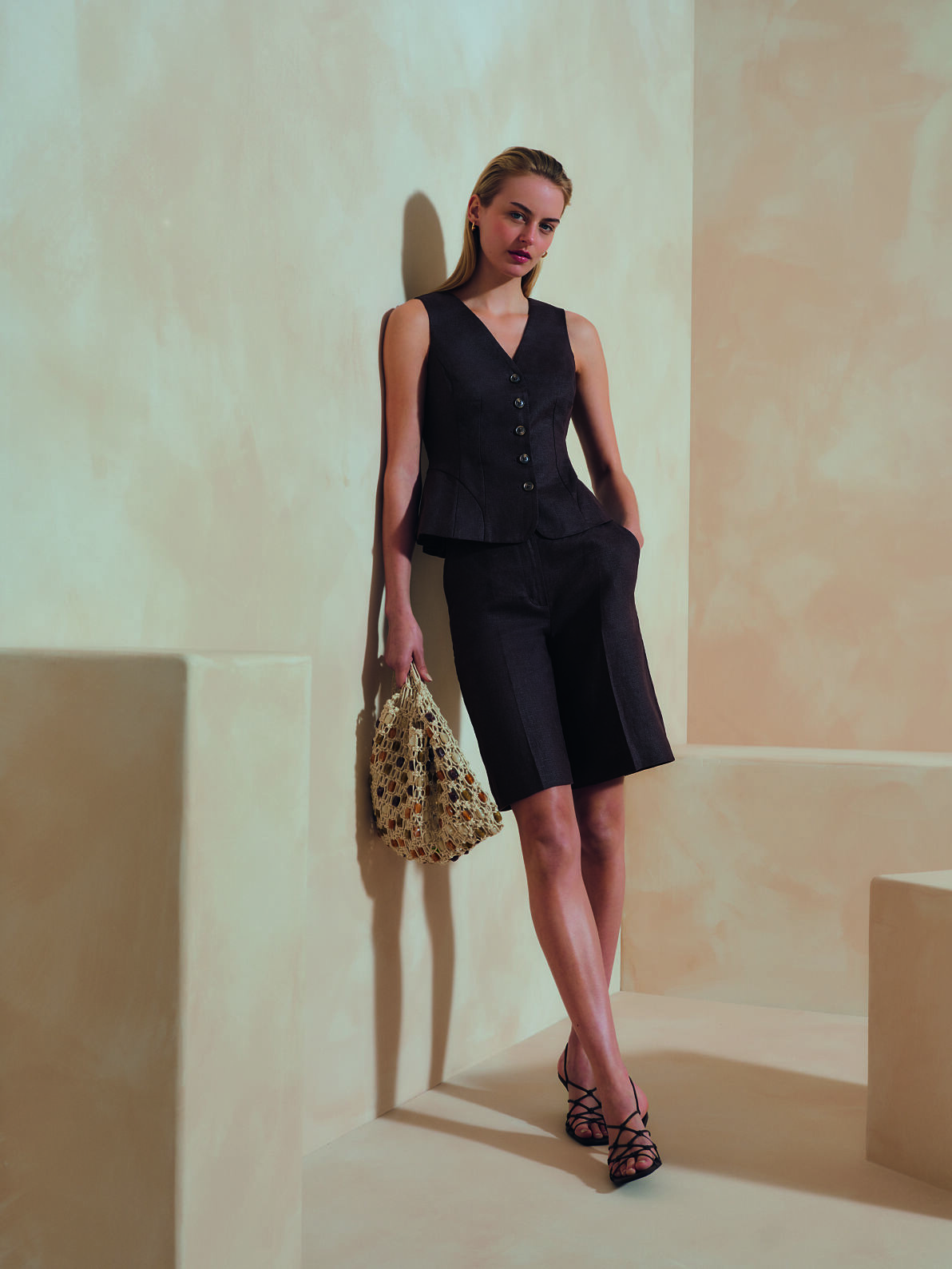 PRIMARK EDIT LINEN PEPLUM WAISTCOAT, £24, €26, 35, RON125, PLN115, CZK675, EDIT LINEN CITY SHORT, £20, €22, 30, RON110, PLN95, CZK570