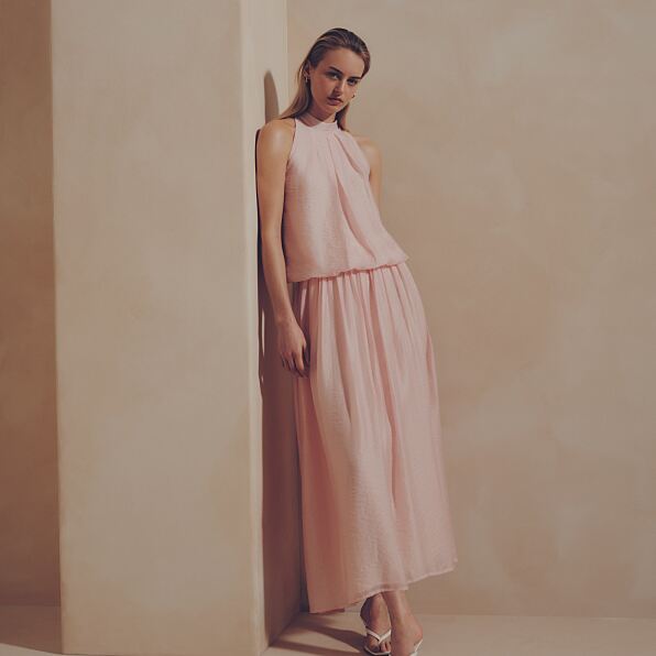 PRIMARK EDIT SHEET AIRFLOW SKIRT, £22, €24, $32, RON120, PLN105, CZK625, PRIMARK EDIT AIRFLOW TOP, £18, €20, $28, RON100, PLN90, CZK520