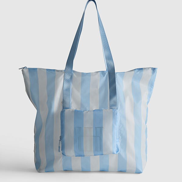 PRIMARK PACK AND GO SHOPPER BAG, £6, €8, $9.50, RON40, PLN34, CZK210 (3)