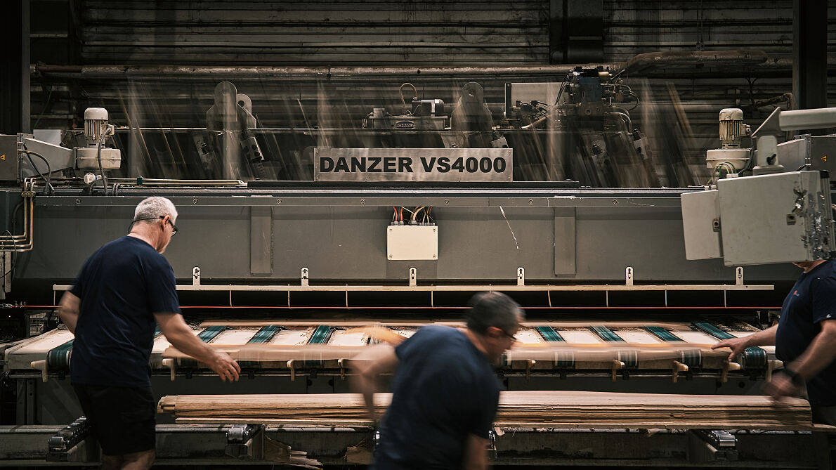 Bild 2: Danzer Produktion