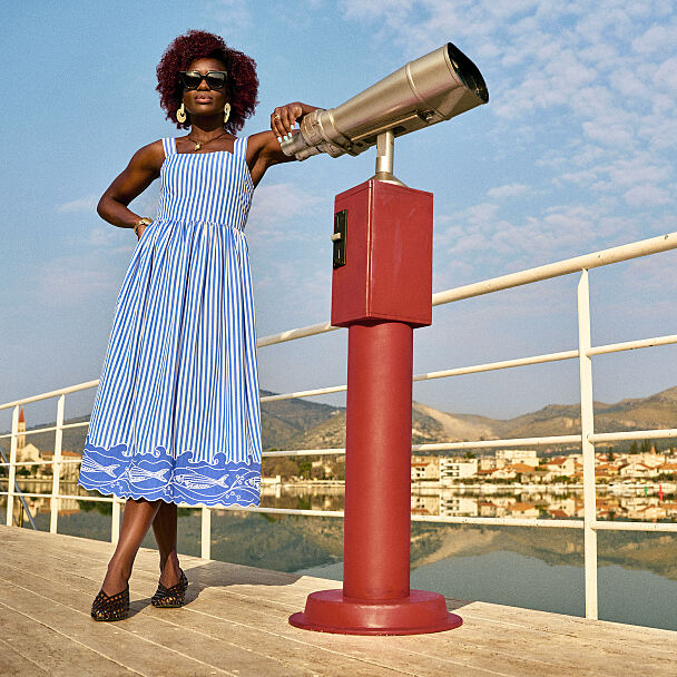 PRIMARK STRIPE MAXI DRESS, £20, €22, $30, RON110, PLN95, CZK570 (2)