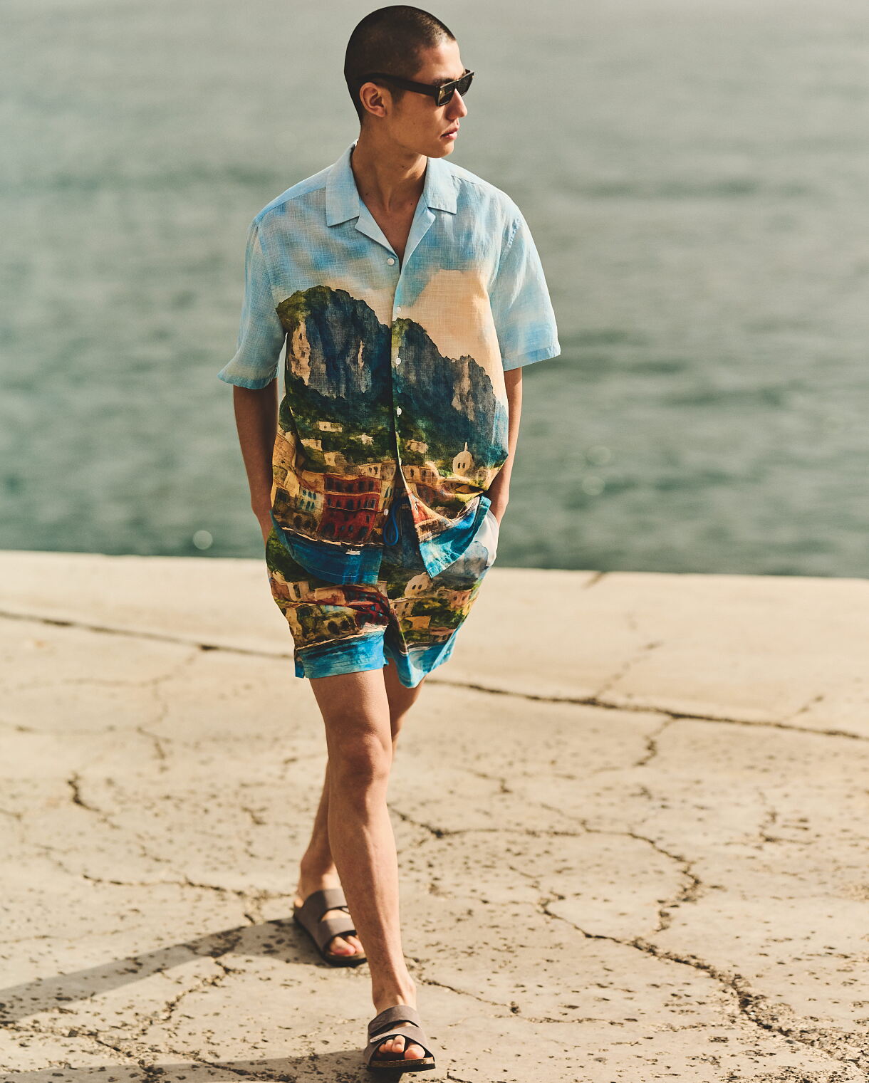 20260311_ExtCampaign_OwningTheSummer_D6_MountainShirt_PI_Shot033_300DPI_CMYK