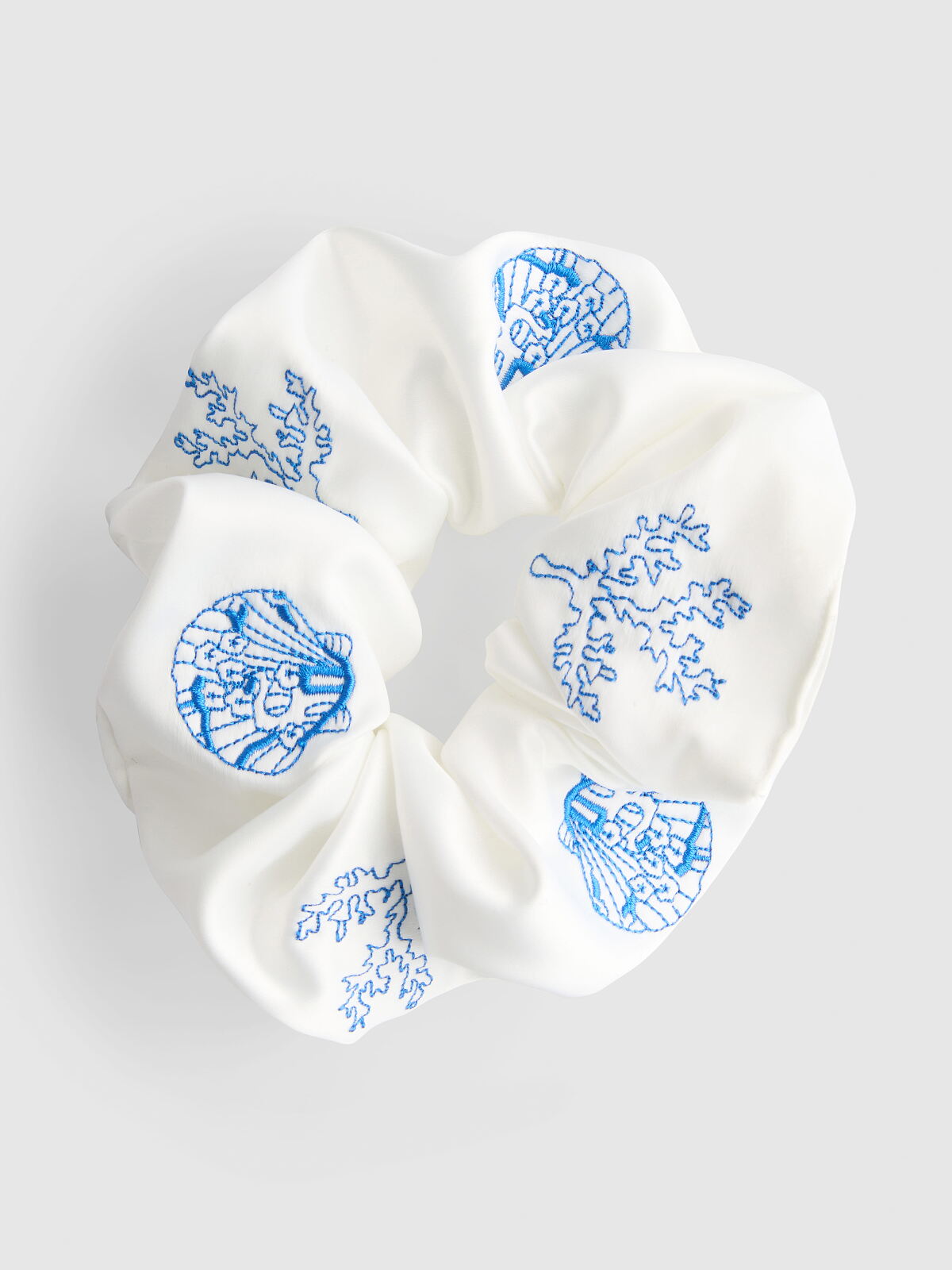 PRIMARK 1PL SHELL SCRUNCHIE, £3, €4, RON20, PLN17, CZK105