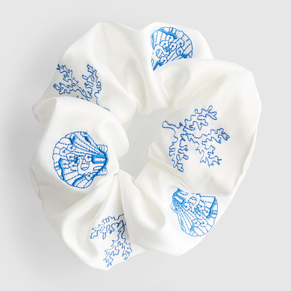 PRIMARK 1PL SHELL SCRUNCHIE, £3, €4, RON20, PLN17, CZK105