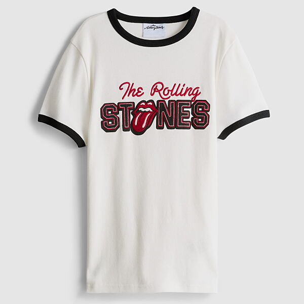 PRIMARK TEE, £8, €10, $14, RON50, PLN43, CZK260 (2)