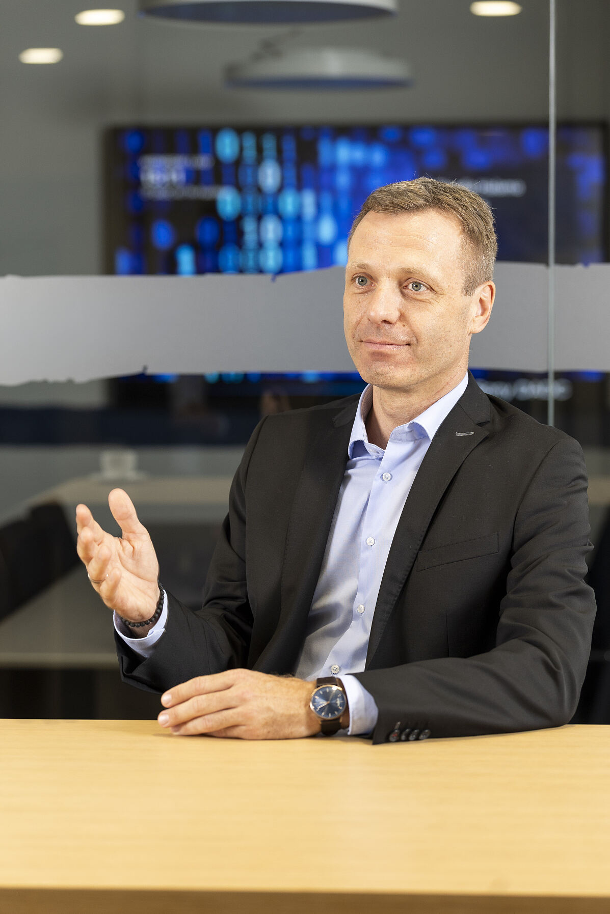 Markus Streibl, Senior Vice President Optical Elements