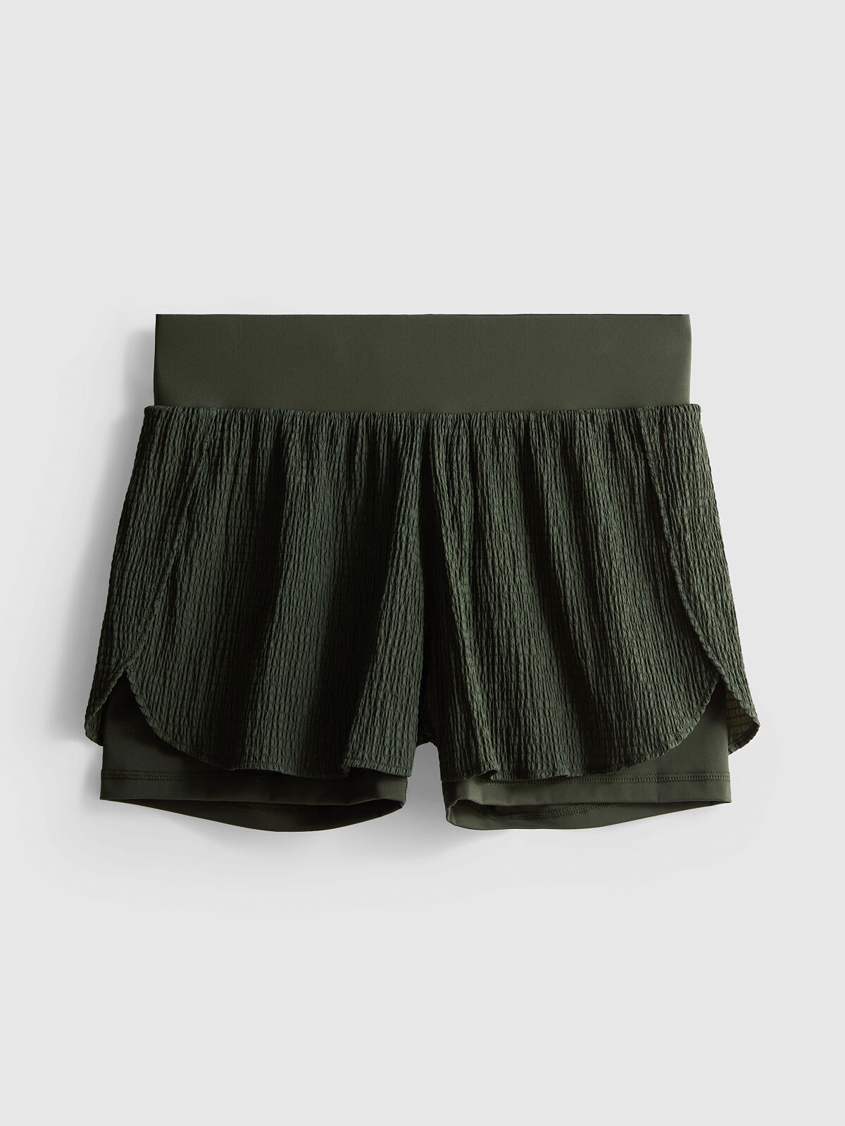 PRIMARK CRINKLE RUNNING SHORT, $16 RON60 HUF4400 PLN50 CZK310 €(NE)13 €12 £10