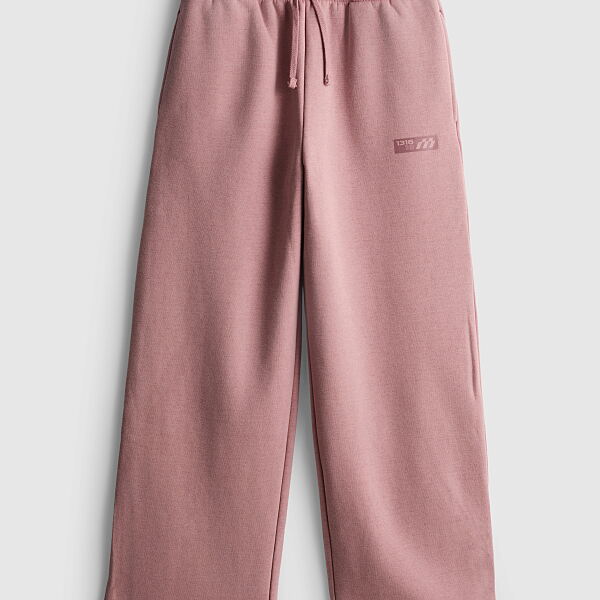 PRIMARK PRESENTS BY COLEEN OPEN HEM JOGGER, PINK, £12, €16, €(NE)18, RON80, PLN70, CZK415