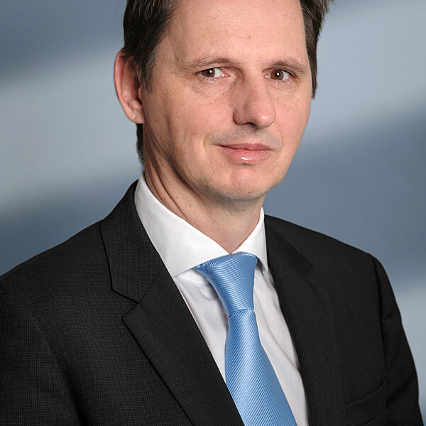 Bernhard Oliva, EY Österreich