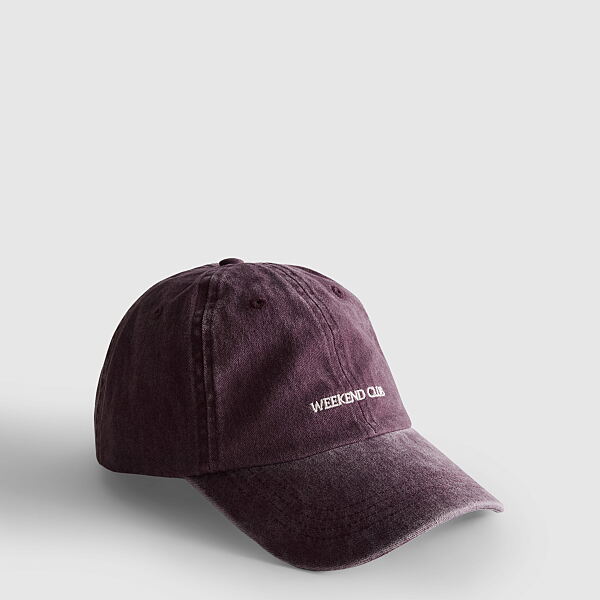 PRIMARK PRESENTS PAU ECHE PE WEEKEND CAP, £4.50, €5.50,NE ONLY €6.50, $8, RON28, PLN25, CZK150, HUF2100