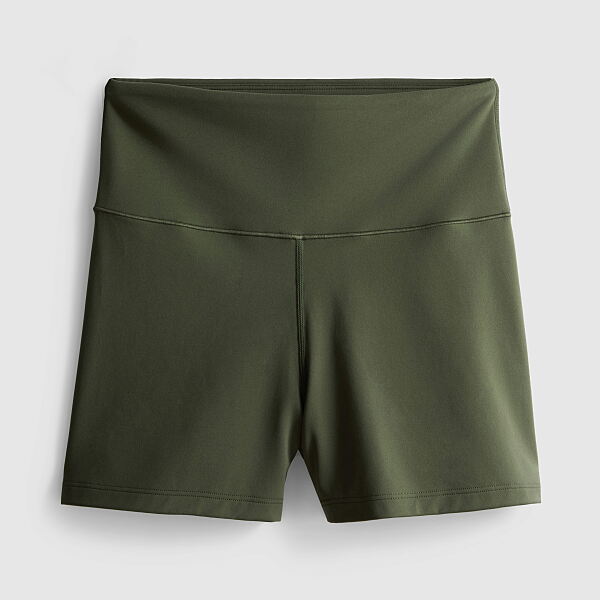 PRIMARK Buttery Soft Micro Short Green £8, €10, $14, 50RON, 3800HUF, 43PLN, 260CZK