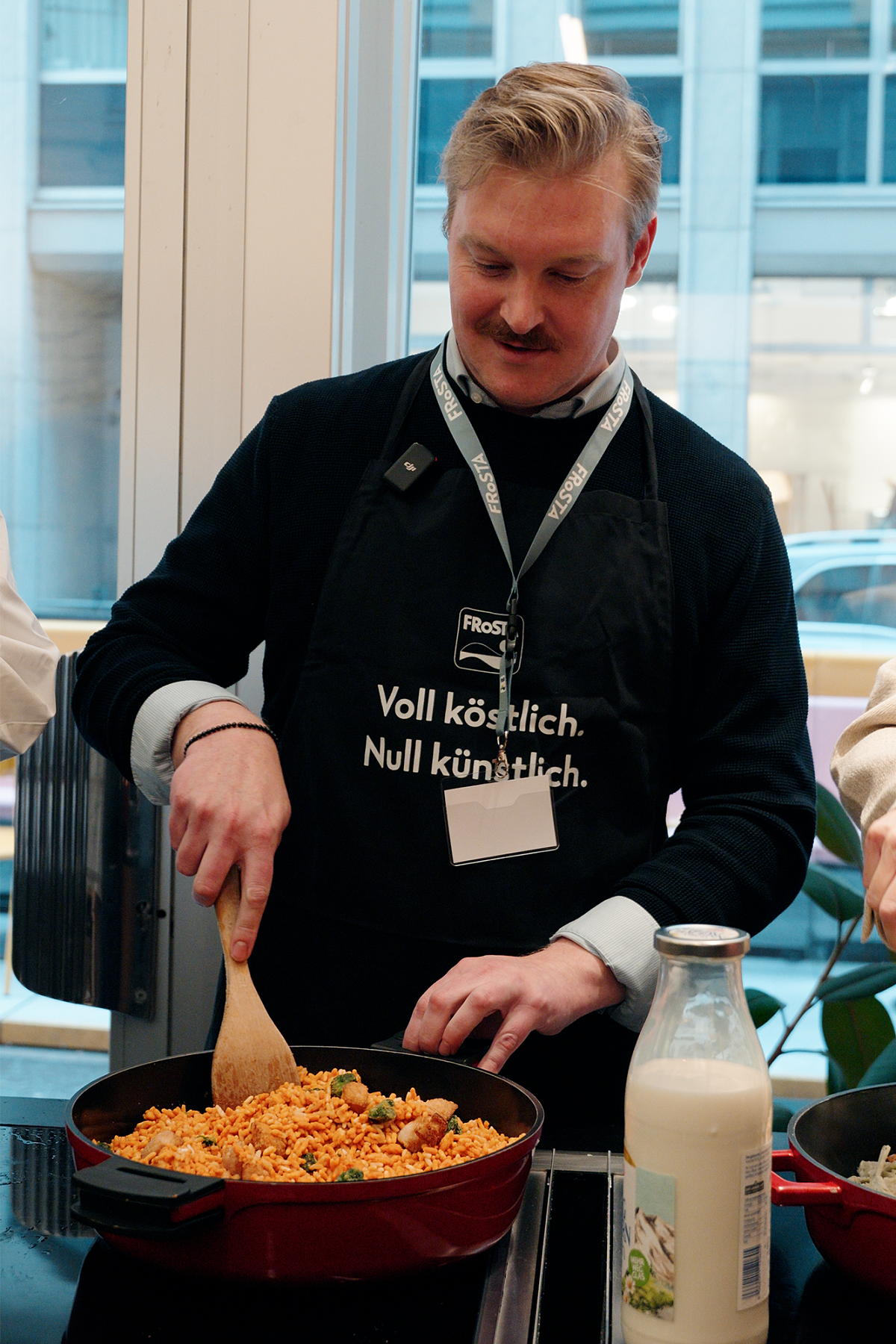 Christian Szuchy, Country Manager FRoSTA Österreich, bekocht österreichische Unternehmen. 