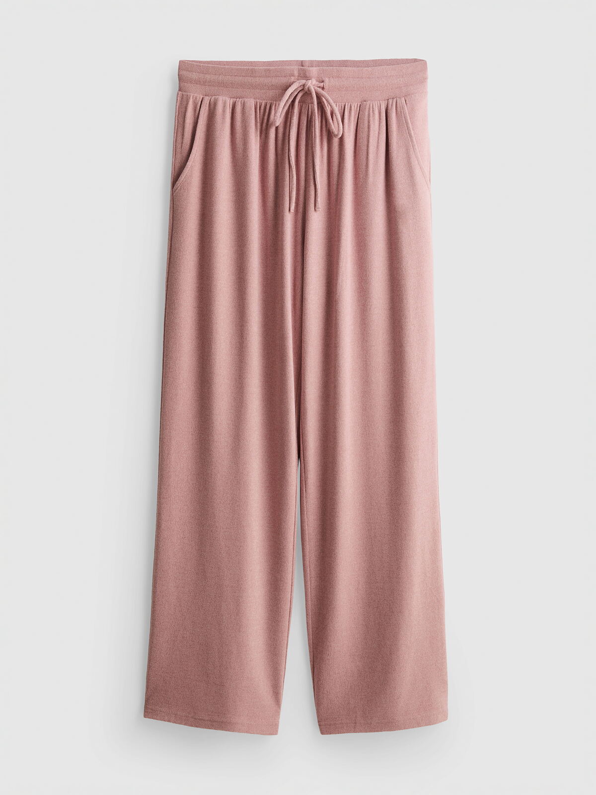 PRIMARK SUPERSOFT LEG, £12, €14, NE ONLY €16, �18, RON70, PLN60, CZK365, HUF5200 (2)