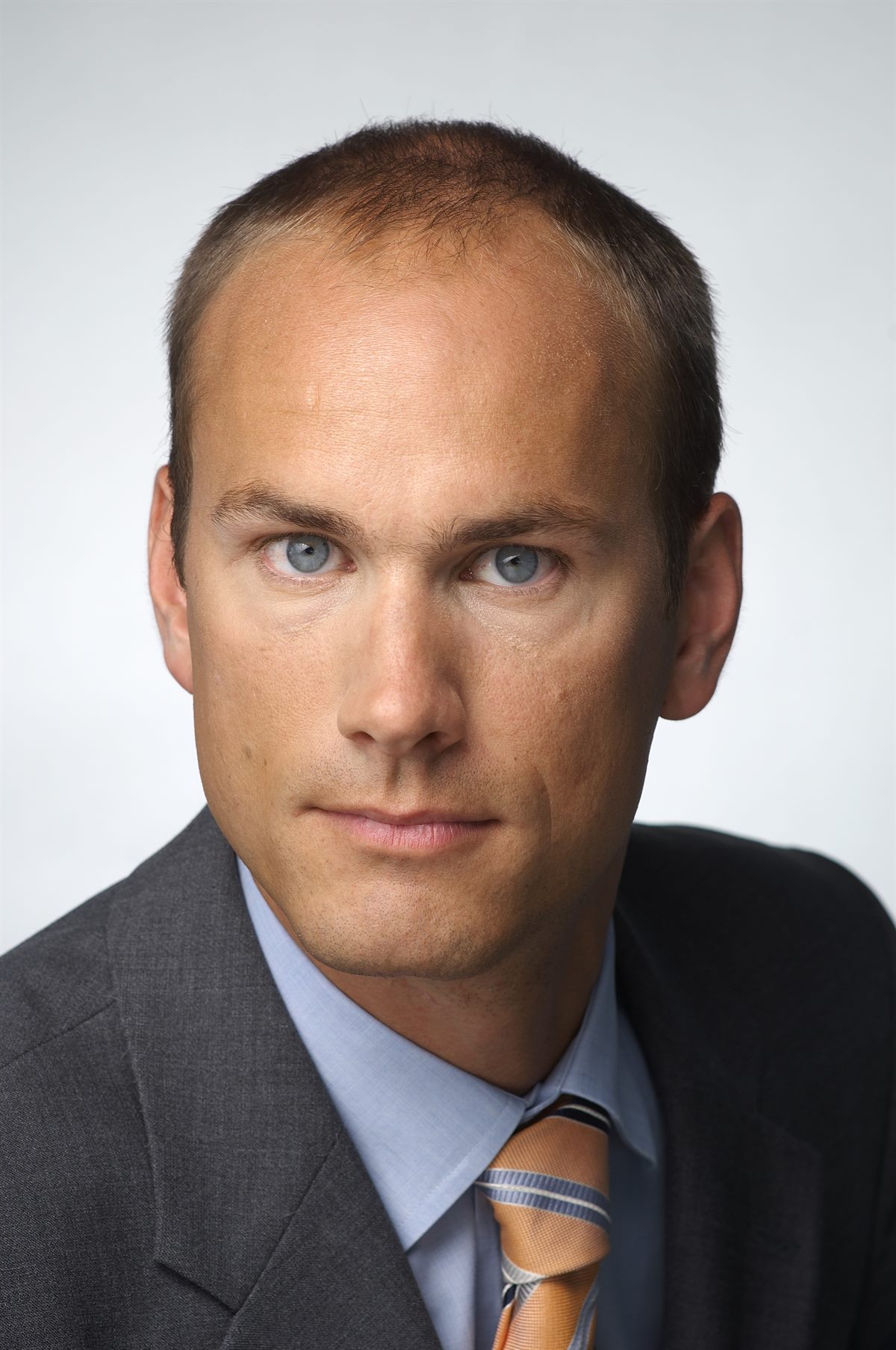 Stefan Uher, EY