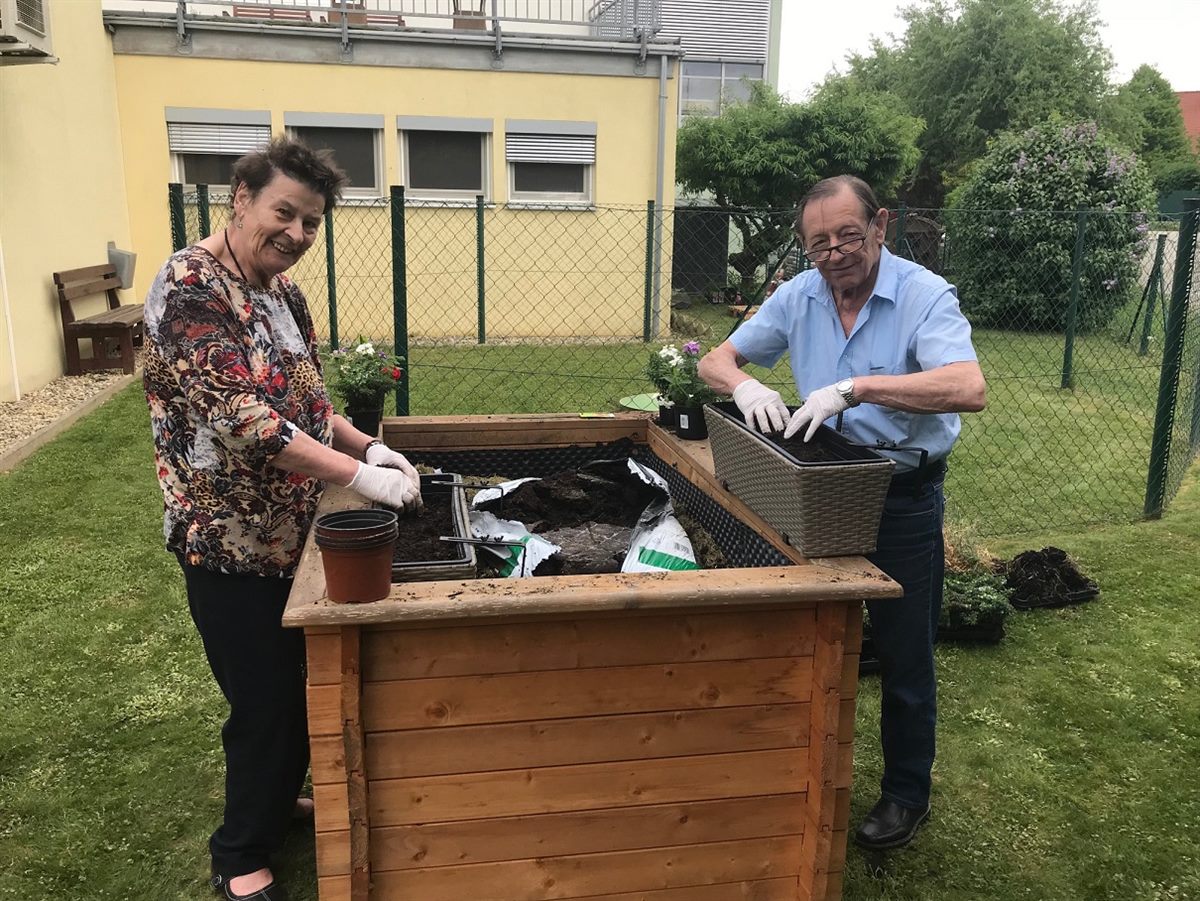 secu_PA_Wildon_Gartenarbeit_Presse2