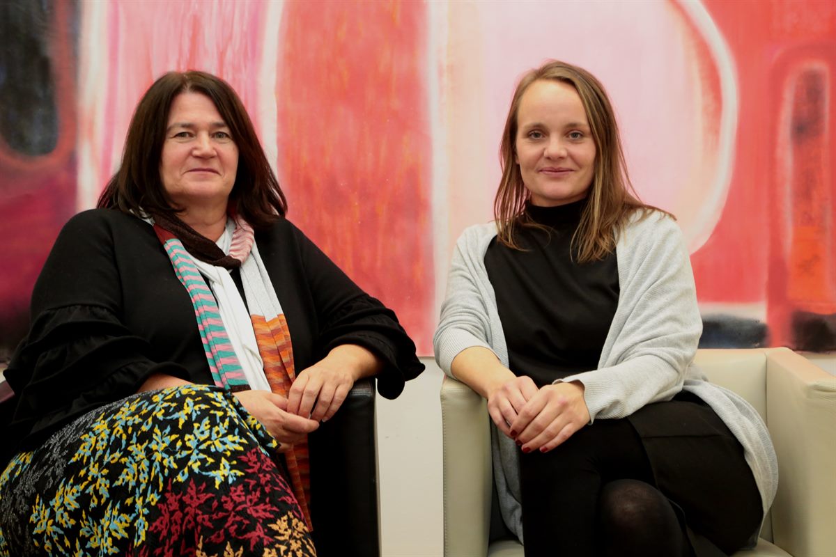 EY Klagenfurt lud zu Vernissage von Miriam Jesacher 