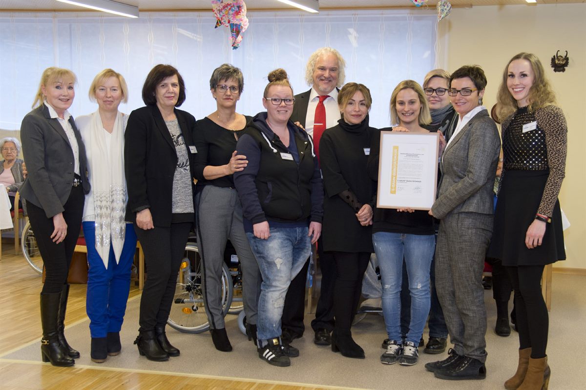 secu_PA_Waldhaus_E-Qalin Zertifikat_Presse2
