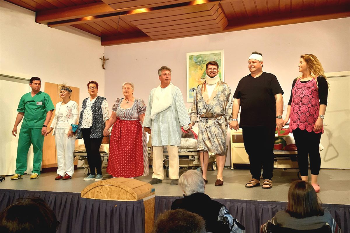 secu_PA_Pölfing-Brunn Theaterbesuch_Presse2