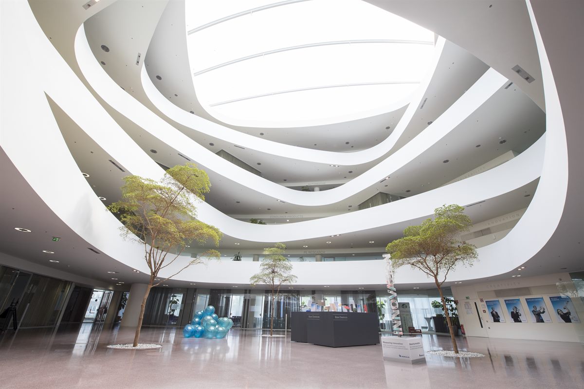 Borealis Linz-Large-IHQ-Atrium-Innovation-Showroom_©Borealis