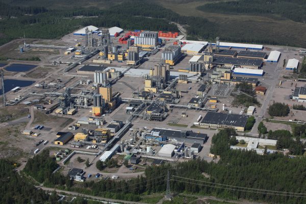 Aerial view of the ISCC+ certified Borealis location in Porvoo, Finland_(c)_Röni Kuva Oy