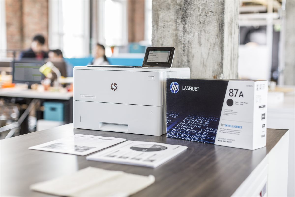 HP LaserJet 506x Lifestyle