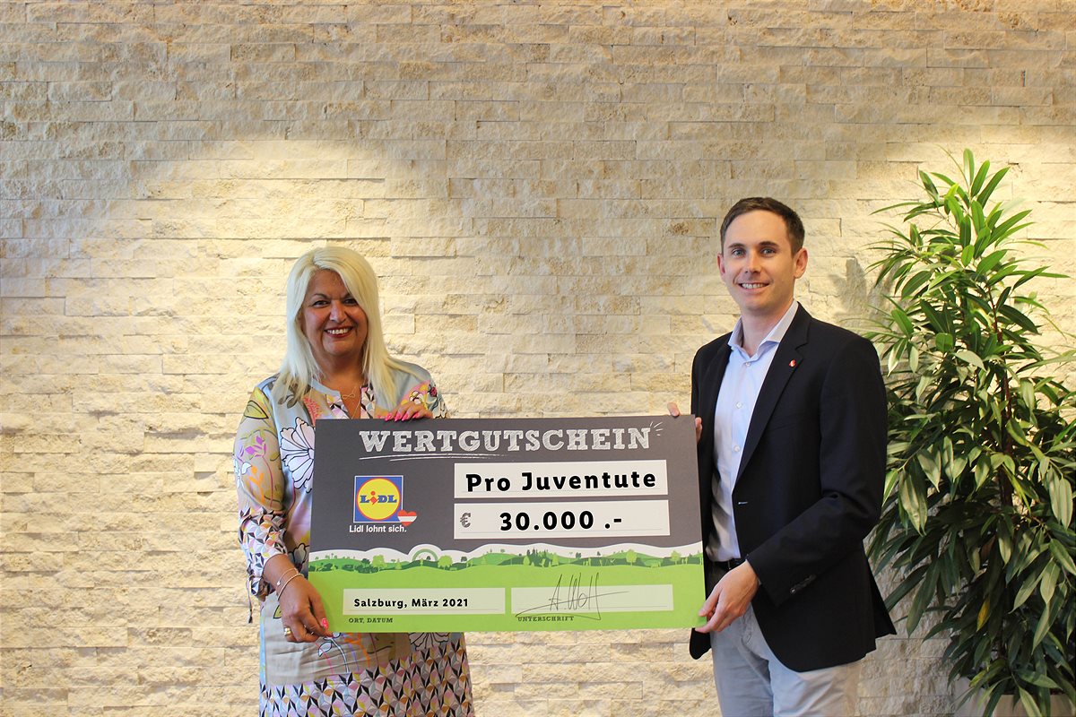 Lidl spendet 30.000 Euro an Pro Juventute