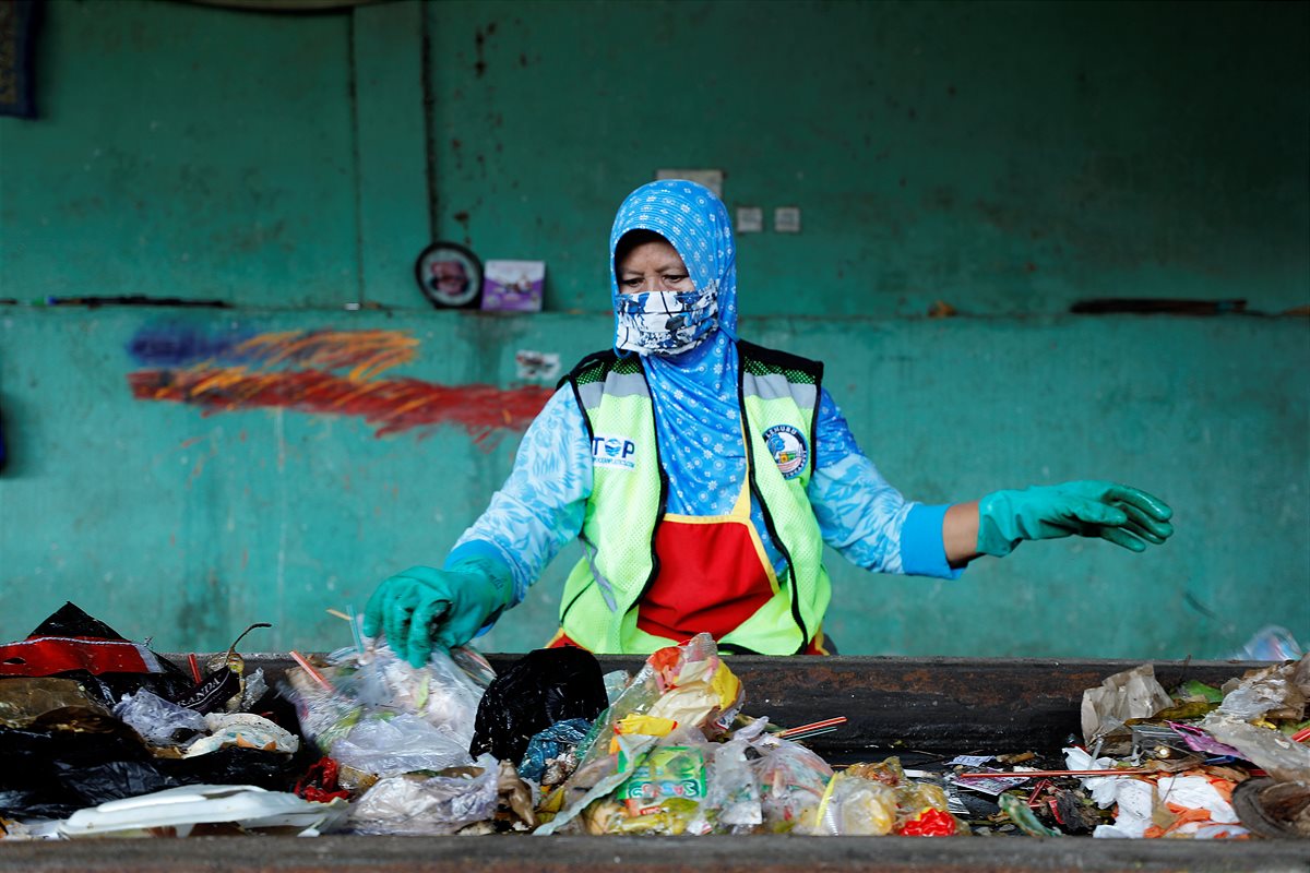 Muncar_waste sorting 2 1_c_Project STOP