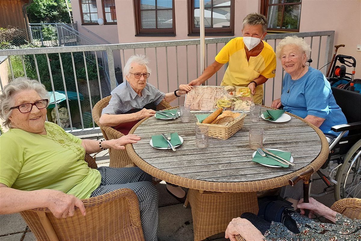 secu_PA_Krems Brunnkirchen Heurigennachmittag_Presse1