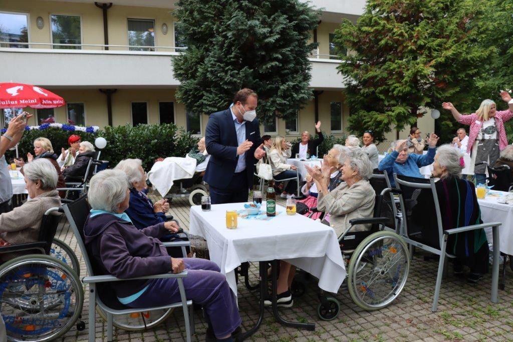 secu_PA_Oberdöbling_Oktoberfest Presse2