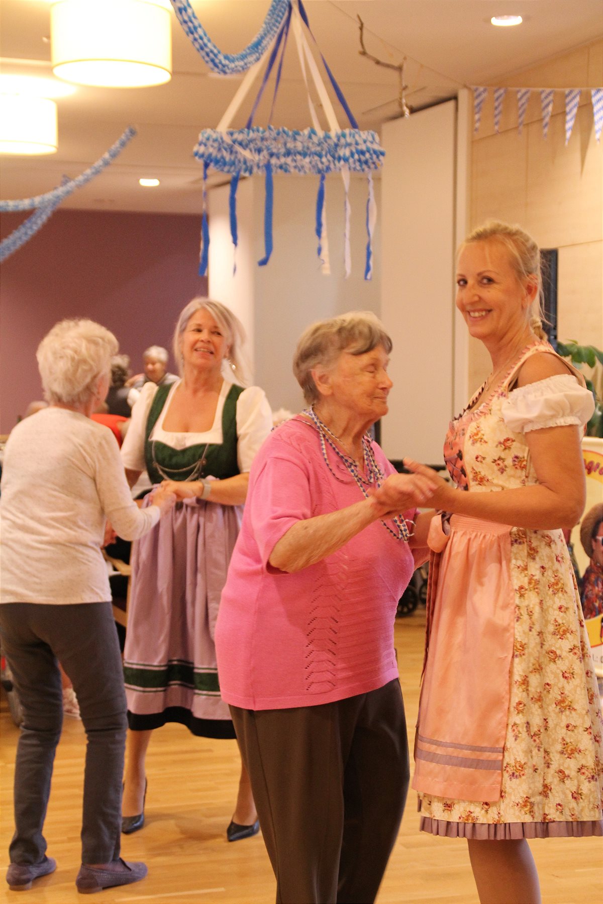 secu_PA_Traiskirchen_Oktoberfest Presse1