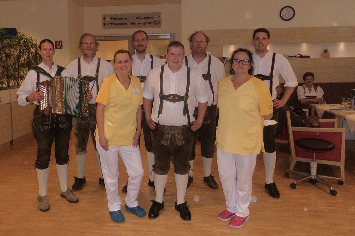 secu_PA_Ternitz_Oktoberfest_Presse3