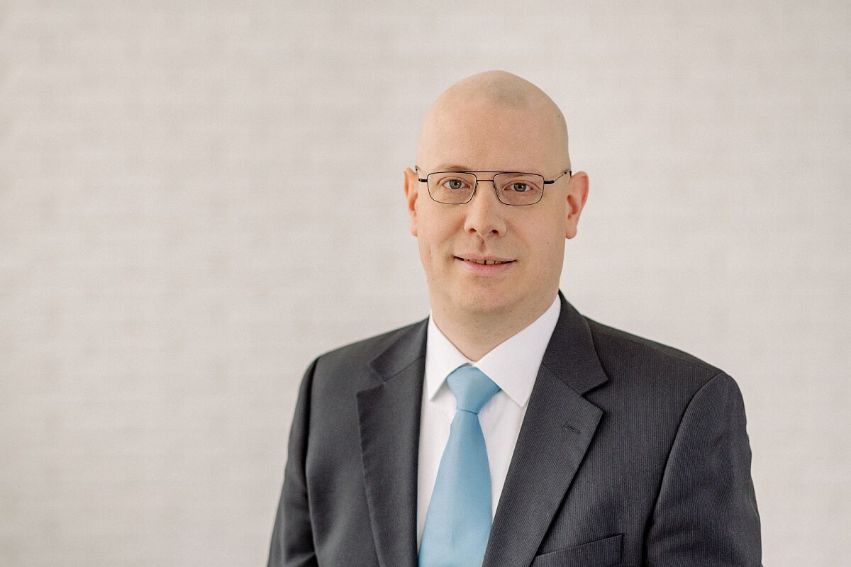 TM_UdoSchneider_IoT Security Evangelist Europe