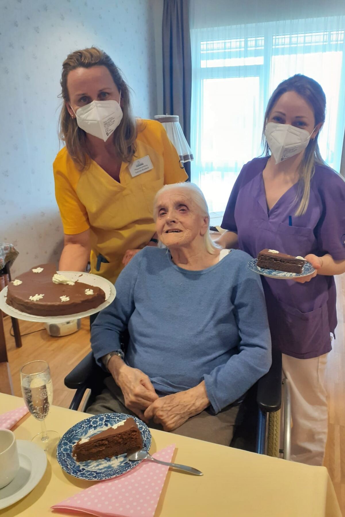 secu_PA_Ternitz_Herzenswunsch-Sachertorte_Presse1