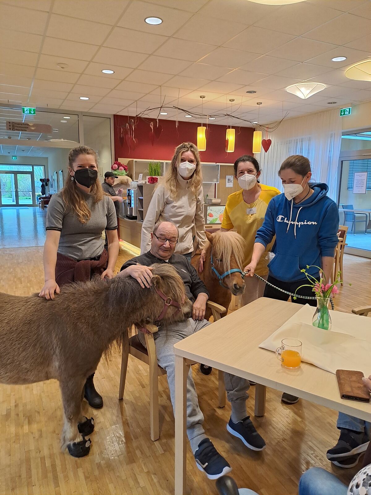 secu_PA_Ternitz_Pony Besuch_Presse2