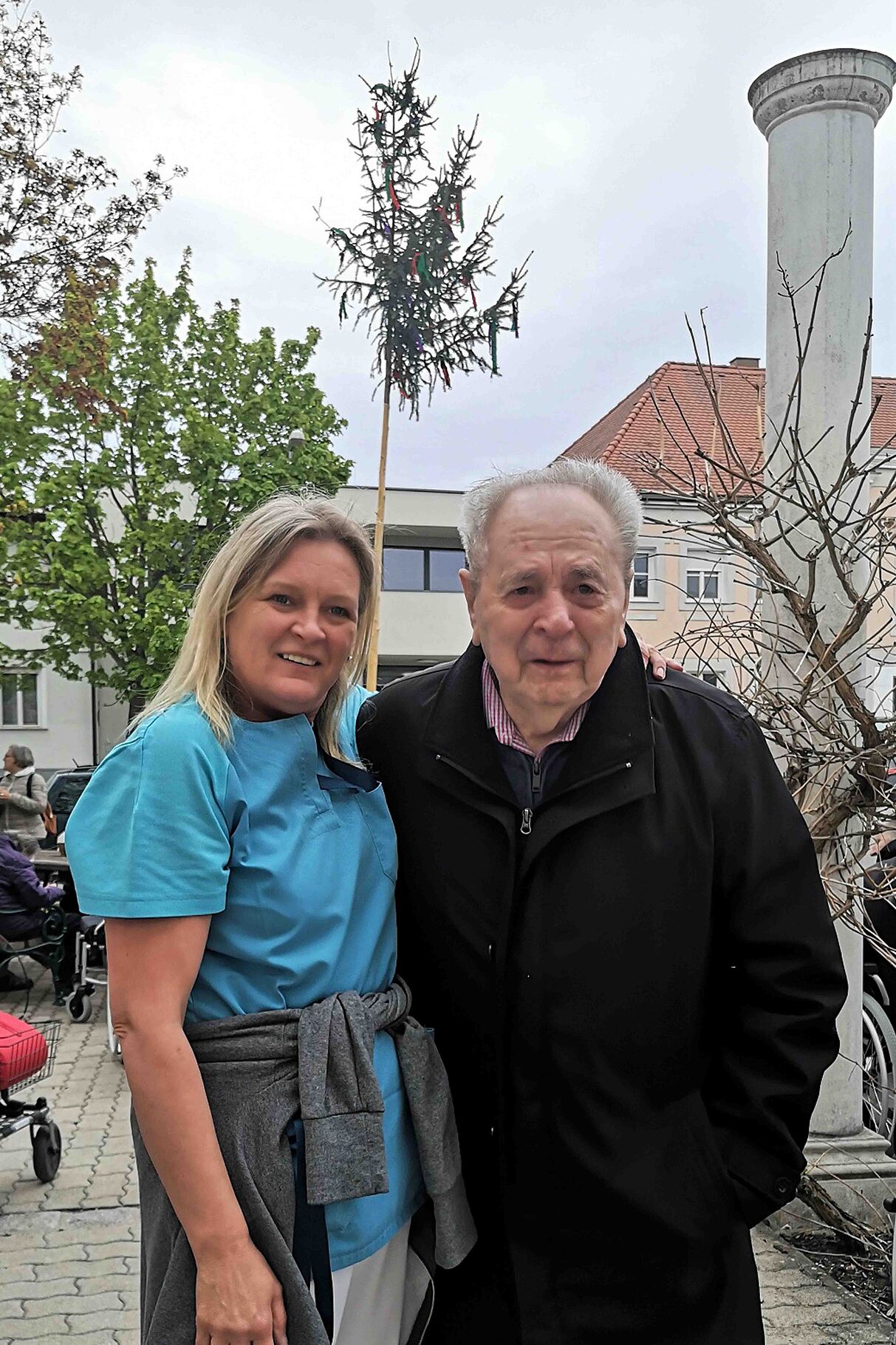 secu_PA_Nikitsch_Maibaum_Presse 1